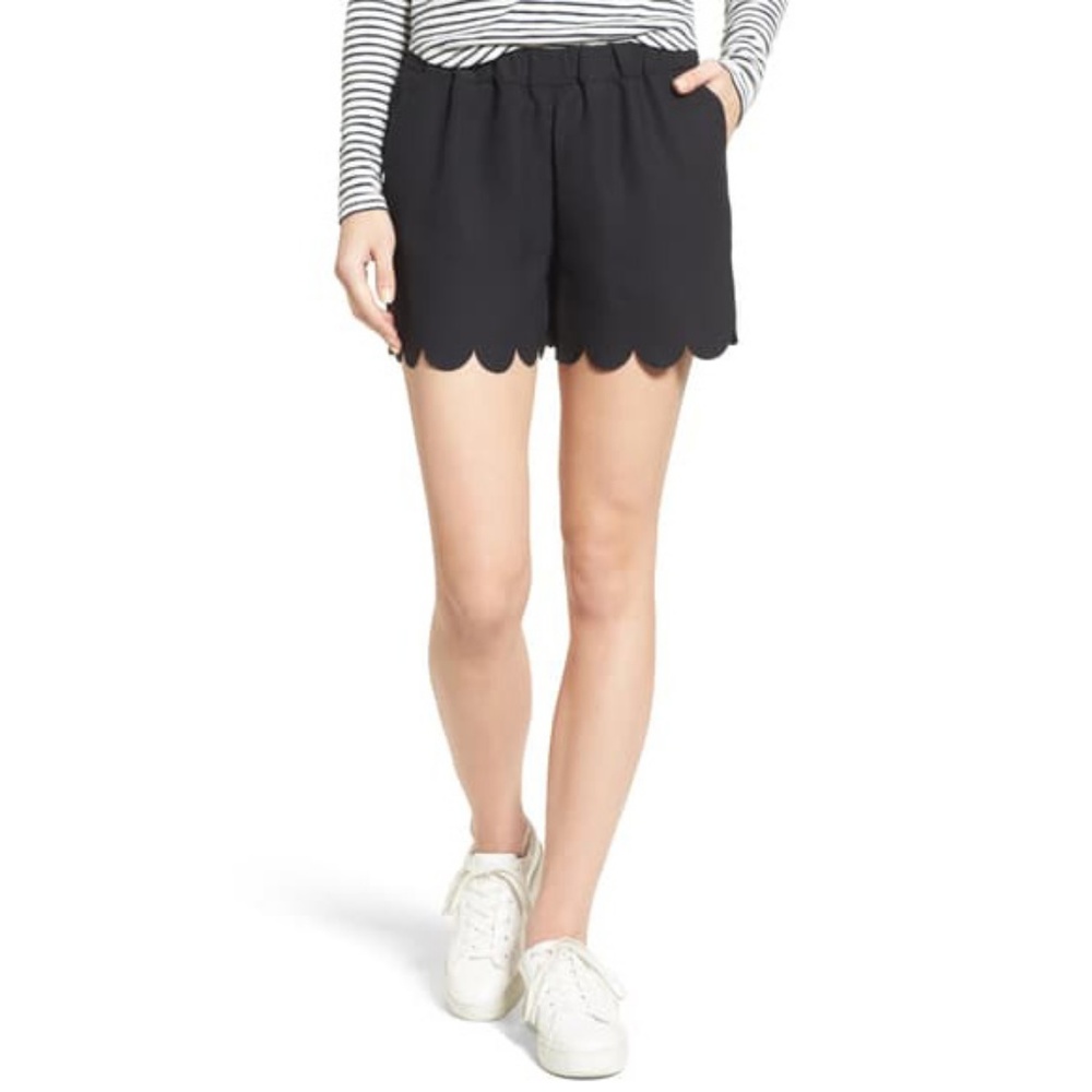 MADEWELL Scallop Hem Pull-On Shorts, Black, XS